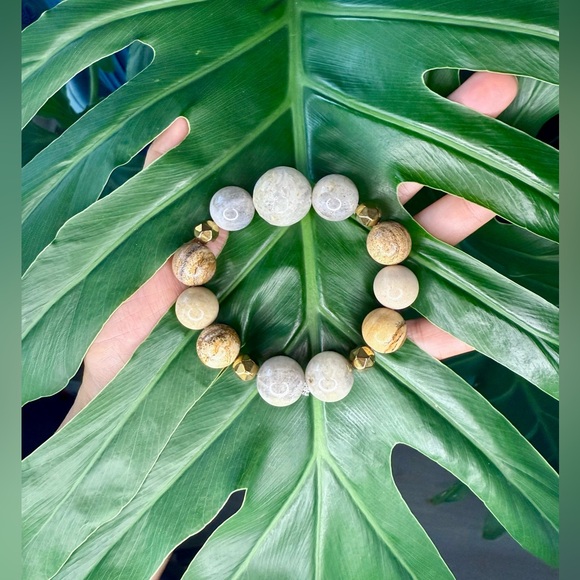 Clarity ~ Protection & Grounding bracelet (one) - Picture 2 of 6